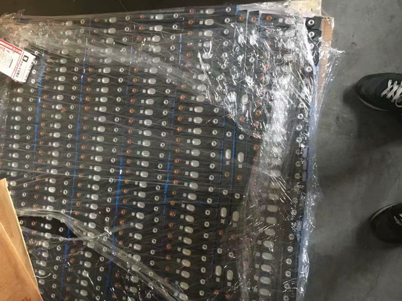 回收某客戶電池現(xiàn)場